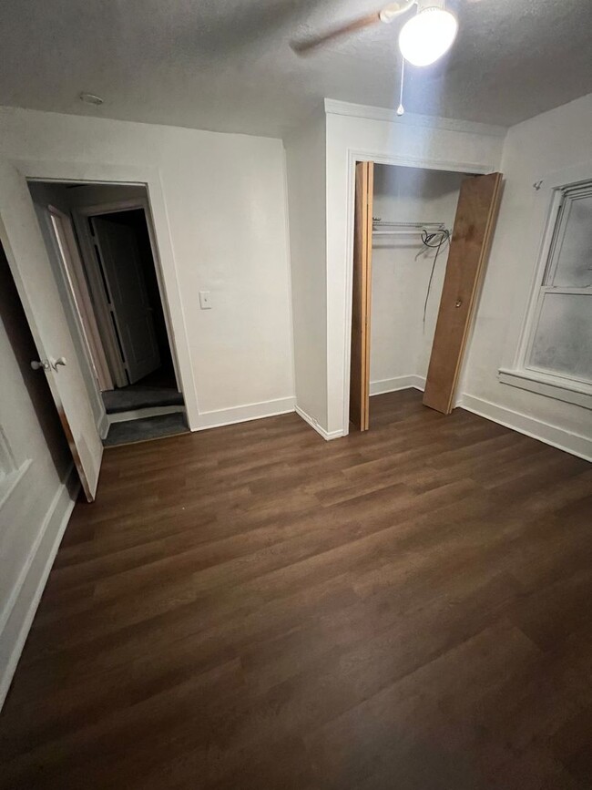Building Photo - Beautiful 3 Bed/1 Bath Single Family Home ...