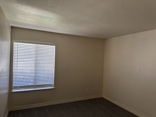 Building Photo - 6734 Cumberland Pl