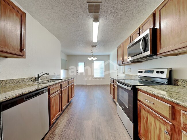 Building Photo - 1699 Wildrose Dr