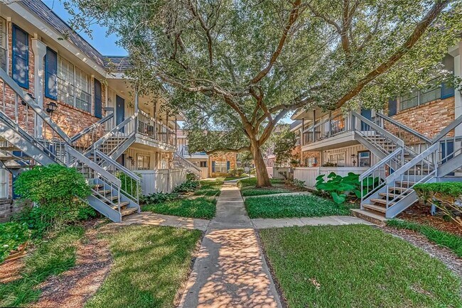 Building Photo - 2250 Bering Dr