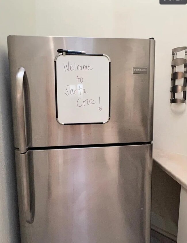 Building Photo - 1302 Delaware Ave