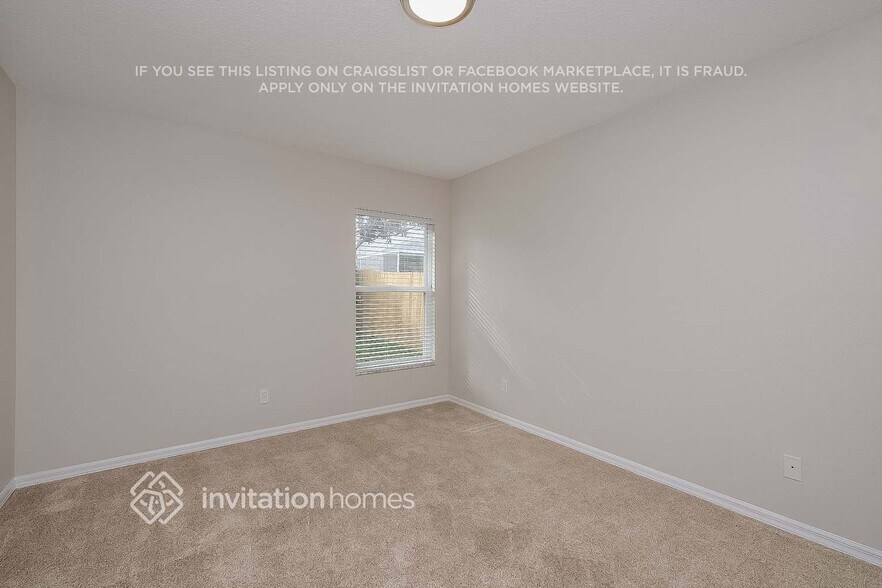 Building Photo - 2618 Brookville Dr