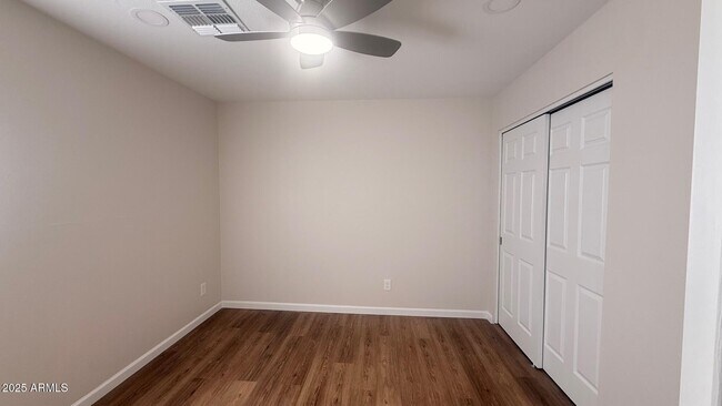 Building Photo - 3131 W Cochise Dr