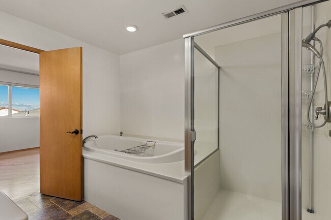 Building Photo - Expansive View of San Diego Bay! Double Ca...