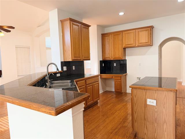 Building Photo - 4516 Avebury Dr