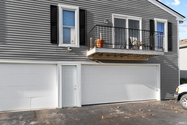 Building Photo - 5124 Woodmark Dr