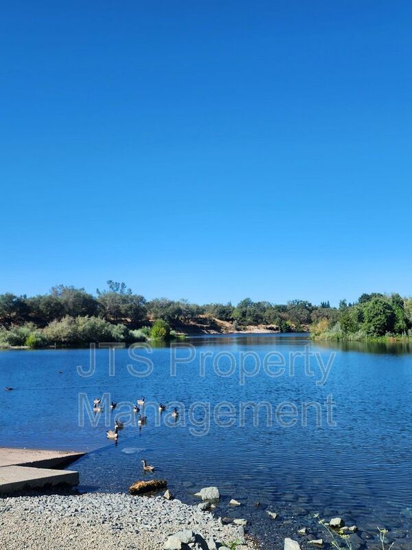 Building Photo - 8700 Winding Way