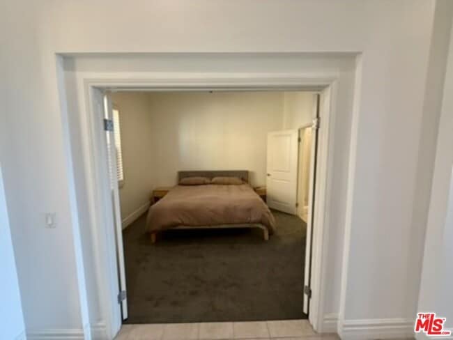 Building Photo - 150 S San Fernando Blvd