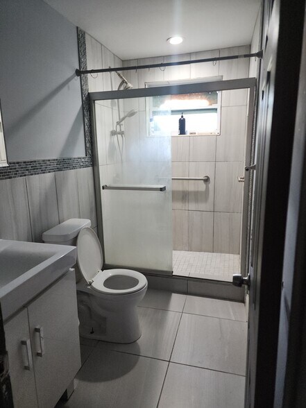Bathroom - 102 NW 64th St