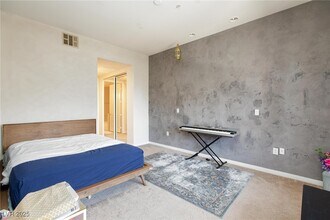 Building Photo - 62 E Serene Ave