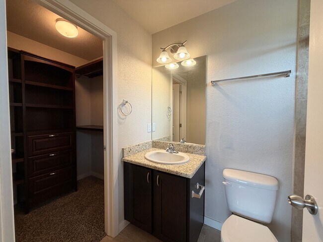 Building Photo - 3611 S Perth Cir