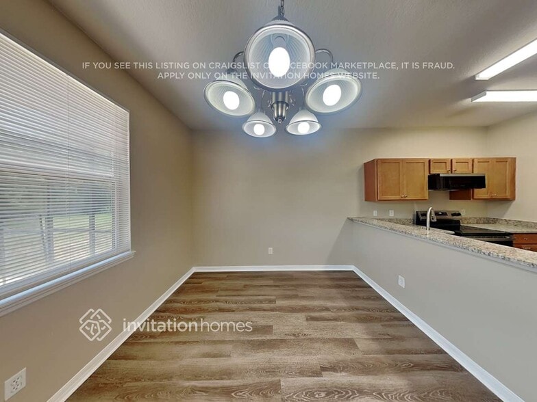 Building Photo - 576 Sandy Ridge Dr