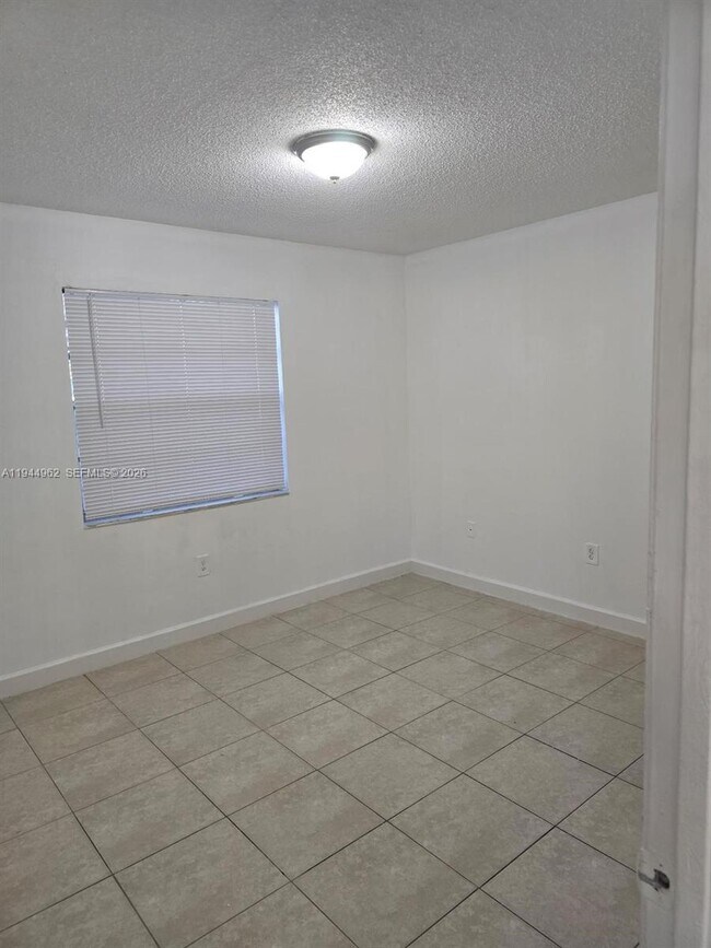 Building Photo - 2401 Van Buren St