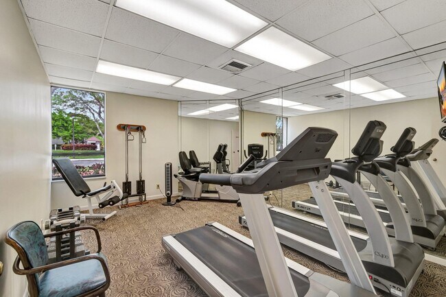Building Photo - 6420 Boca Del Mar Dr