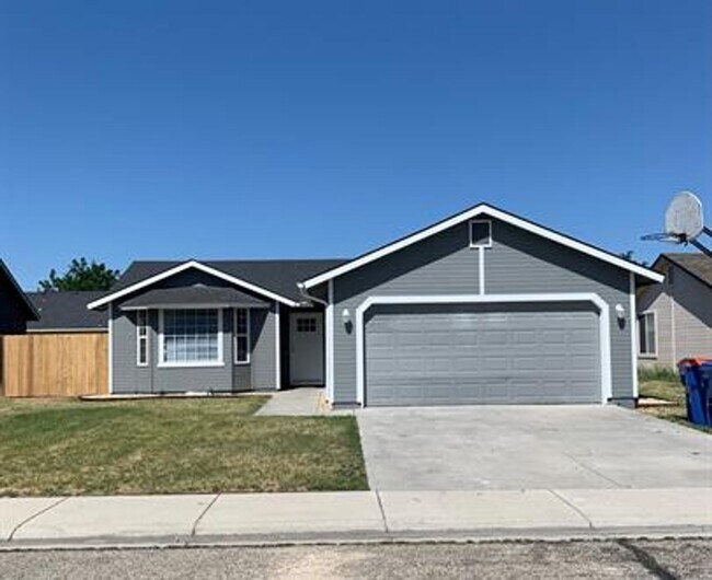 Primary Photo - South Boise 3 Bedroom Home