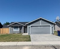 Building Photo - South Boise 3 Bedroom Home