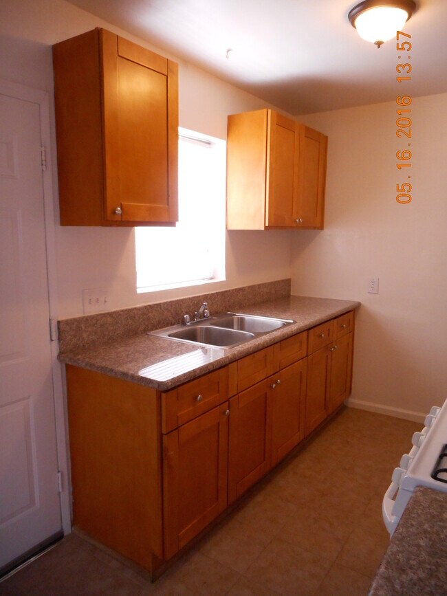 Building Photo - 1111WA