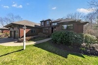 Building Photo - 165 Black Rock Dr