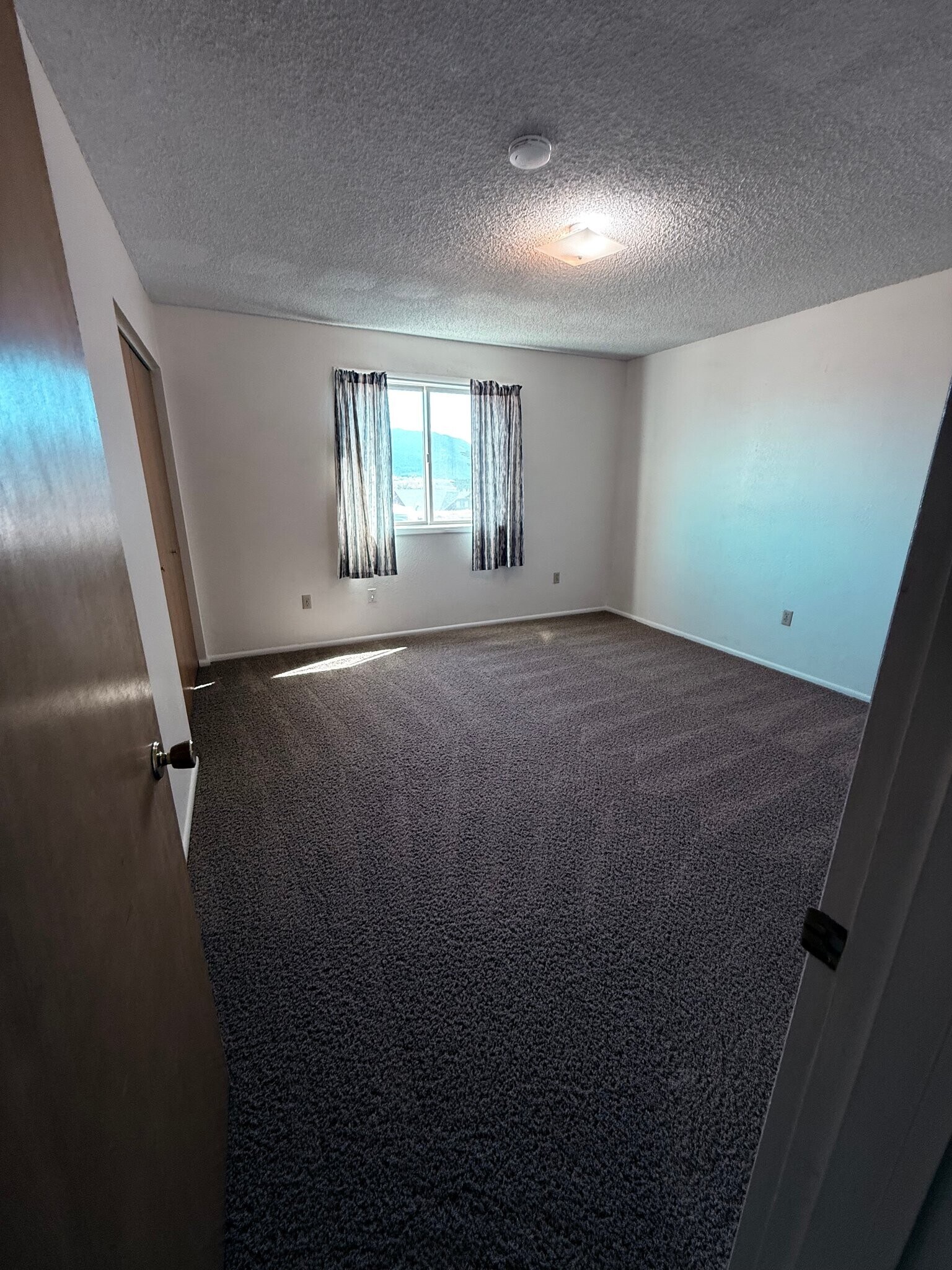 Building Photo - 1216 W Montana St