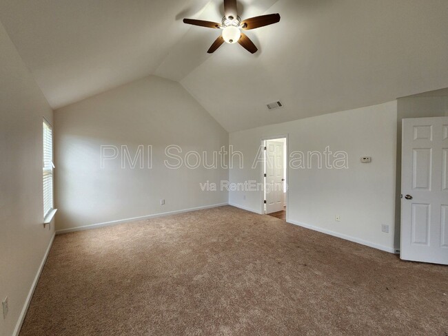 Building Photo - 2551 Wrangler Dr