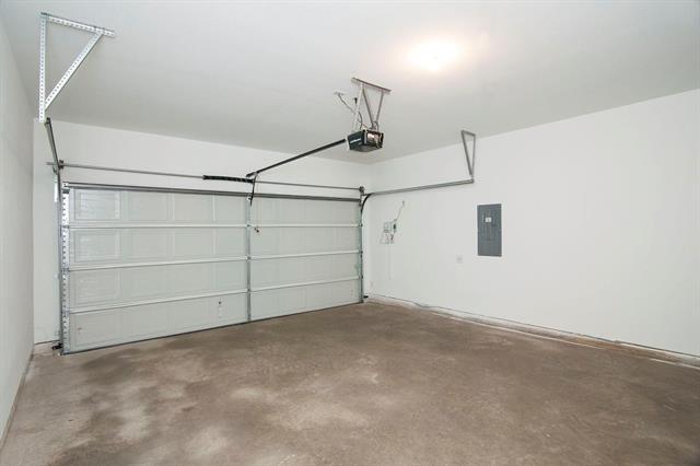 Building Photo - 816 Trailside Ln