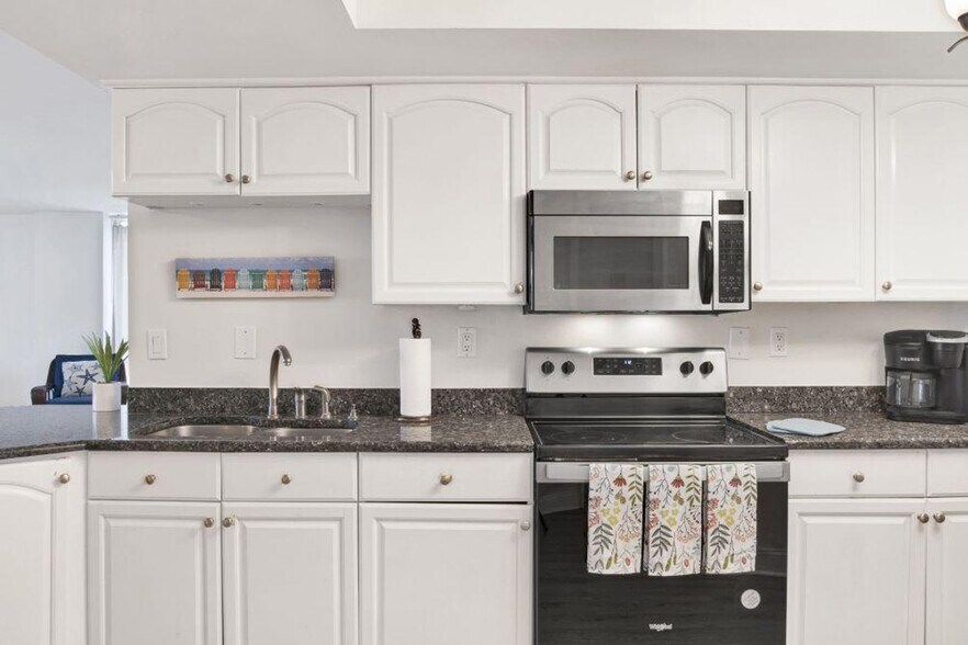 Building Photo - 13753 Perdido Key Dr