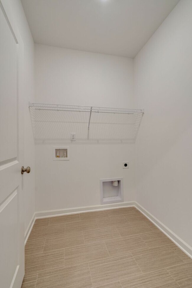 Building Photo - New Construction! 3 Bed, 2 Bath, Single fa...