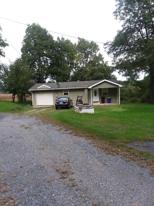 Building Photo - 309 Camp Ground Rd