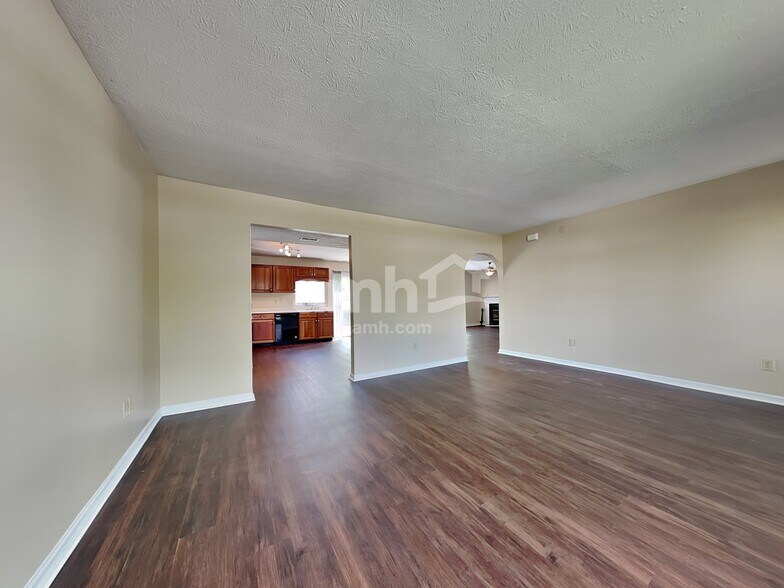 Building Photo - 10875 Cannonade Ct