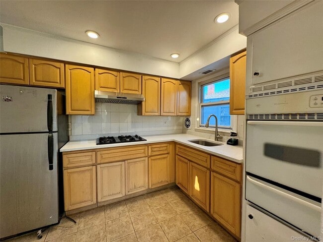 Building Photo - 58 Cohill Rd