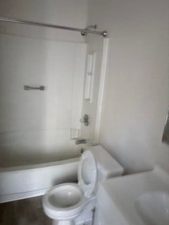 Building Photo - 1127 Strathdon Ave