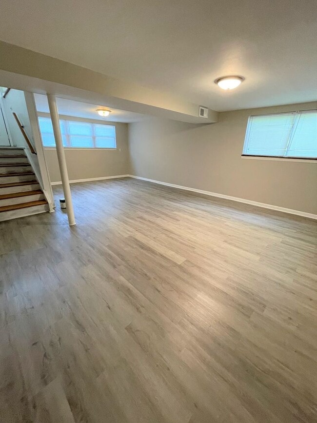 Building Photo - SINGLE FAMILY LOCATED IN MANCHESTER, off 1...