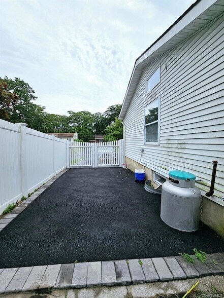 Building Photo - 12 Nord Park Blvd