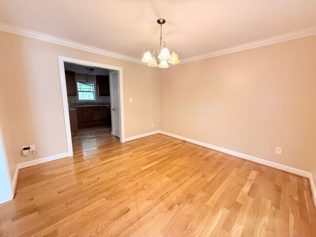 Building Photo - 4073 Landover Ln