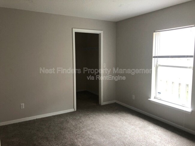 Building Photo - 12857 Chets Creek Dr N