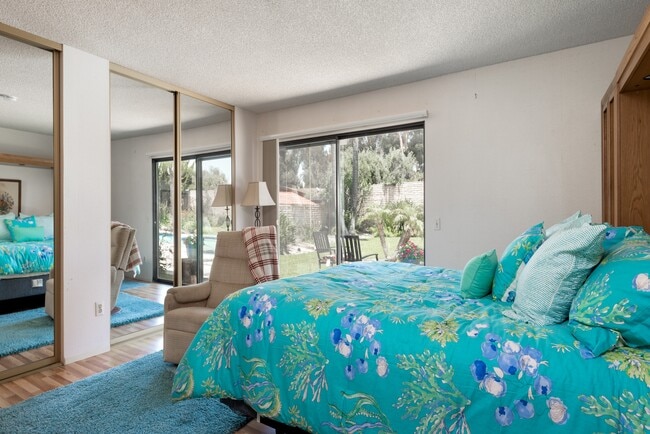 Building Photo - 465 El Rancho Vista N