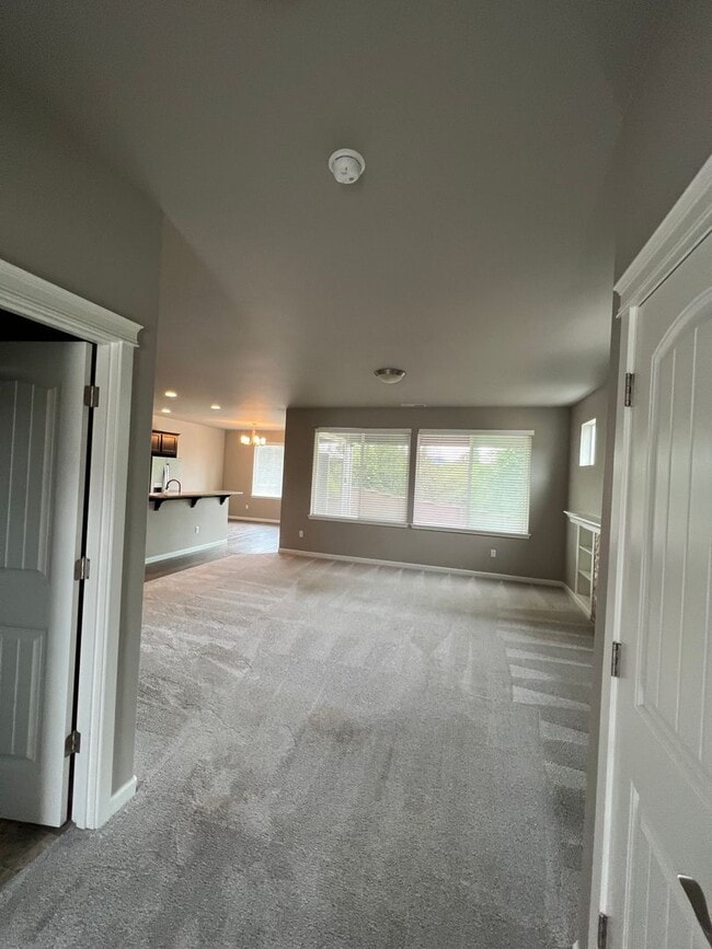 Building Photo - Quiet Luxury in a Forested Cul de Sac with...