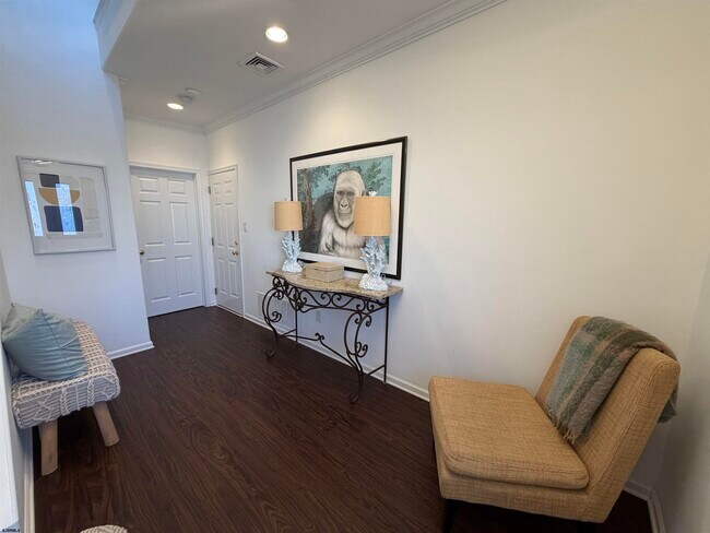 Building Photo - 26 S Coolidge Ave