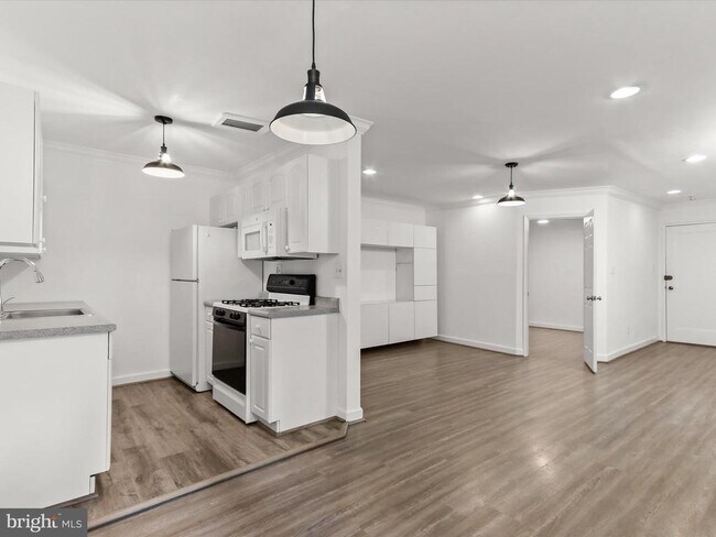 Building Photo - 2325 42nd St NW