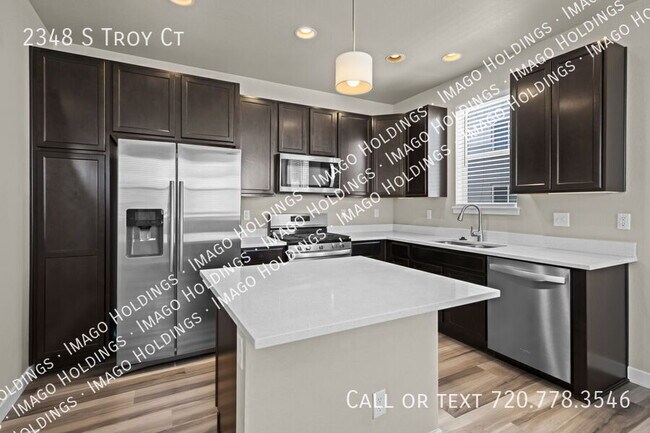 Building Photo - 2348 S Troy Ct