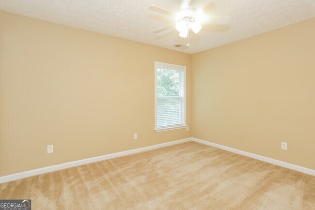 Building Photo - 934 Mill Creek Ave