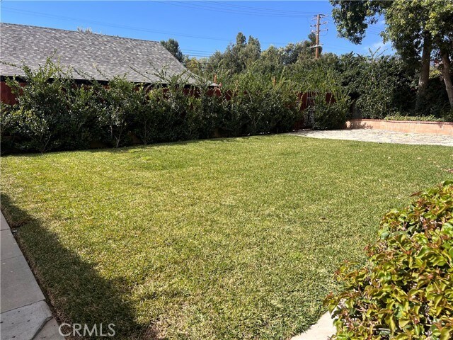 Building Photo - 935 N 1st Ave