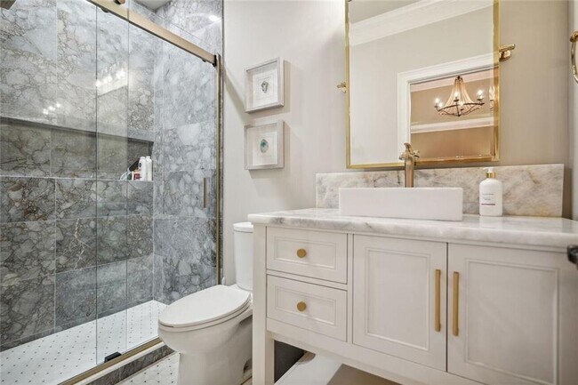 Building Photo - 1930 Northside Dr NW