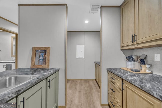 Building Photo - 473 Chandler Pl Dr