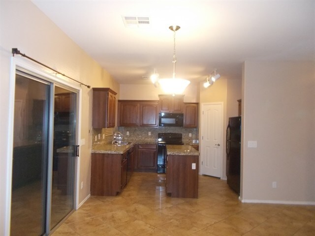 Building Photo - 3908 N 294th Ln