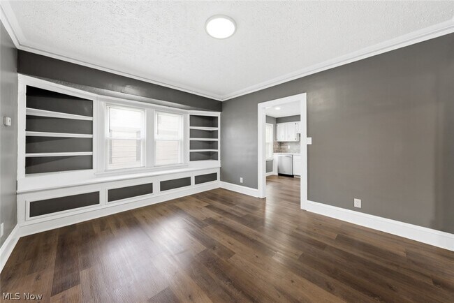 Building Photo - 3904 Ardmore Ave