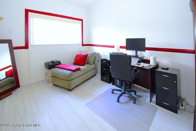 Building Photo - 101 Island Grove Dr