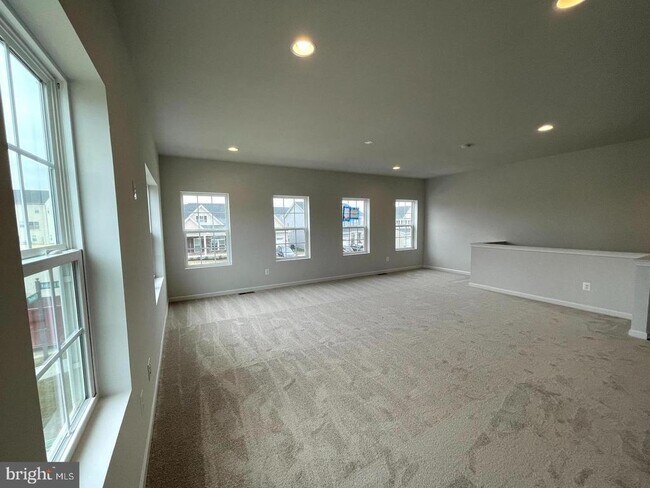 Building Photo - 200 Norland Knoll Dr