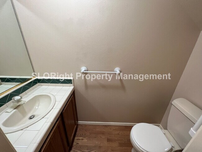 Building Photo - AVAILABLE JUNE- Condo Near Downtown SLO - 2 Bed / 2.5 Bath