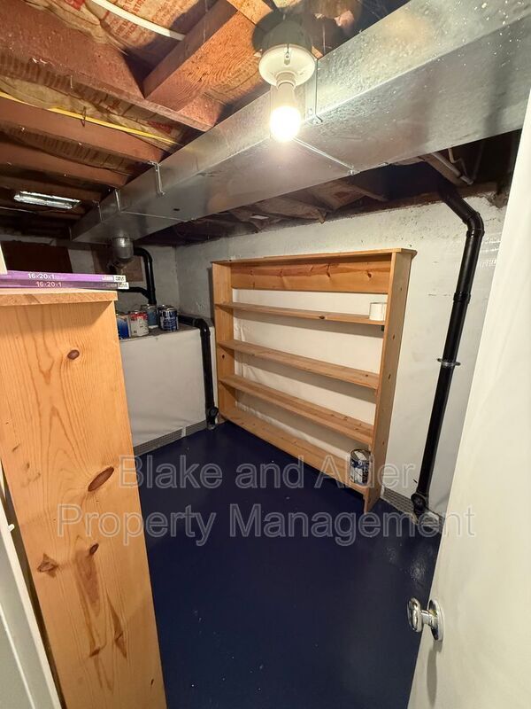 Building Photo - 7824 SE 11th Ave